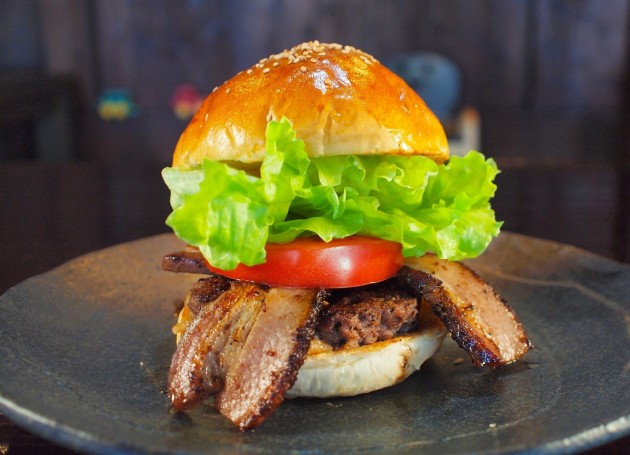 南の島で食べ歩きはいかが?沖縄のハンバーガーおすすめランキング