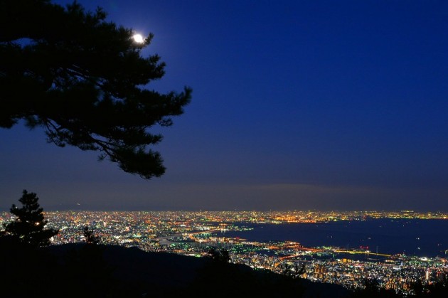 日本三大夜景にも選ばれている「六甲山」の夜景の魅力とは