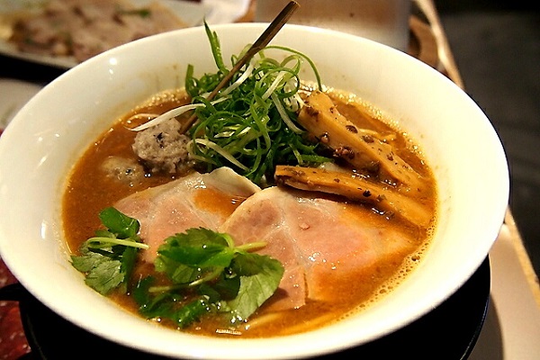 一度は食べたい!梅田の絶品ラーメンおすすめランキング