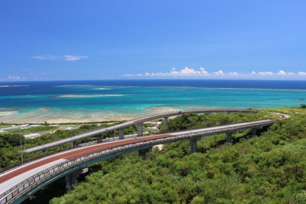 カップル旅行を楽しもう!エリア別「沖縄」のおすすめデートスポット