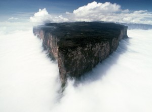死ぬまでに一度は行きたい世界の絶景:ロライマ山