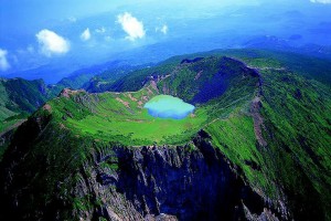 あなたはどこに行きますか?10万円以内で行ける世界の絶景・秘境5選