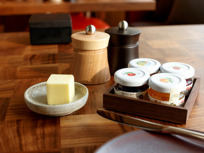 アンダーズ東京の朝食ブッフェの小物類