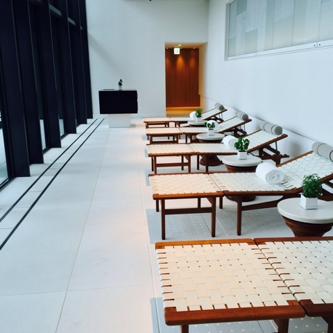 AO スパ アンド クラブのデッキチェア