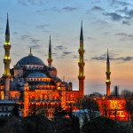 文明の交差点にそびえ立つ世界一美しいオスマン建築の傑作「ブルーモスク」