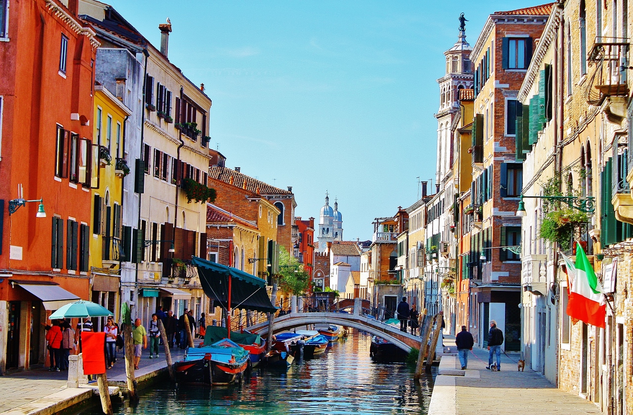 ロマン溢れる街並みを持つ美しすぎるイタリアの水の都 ヴェネツィア