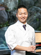 鮨 水暉の料理長 井上 修一氏