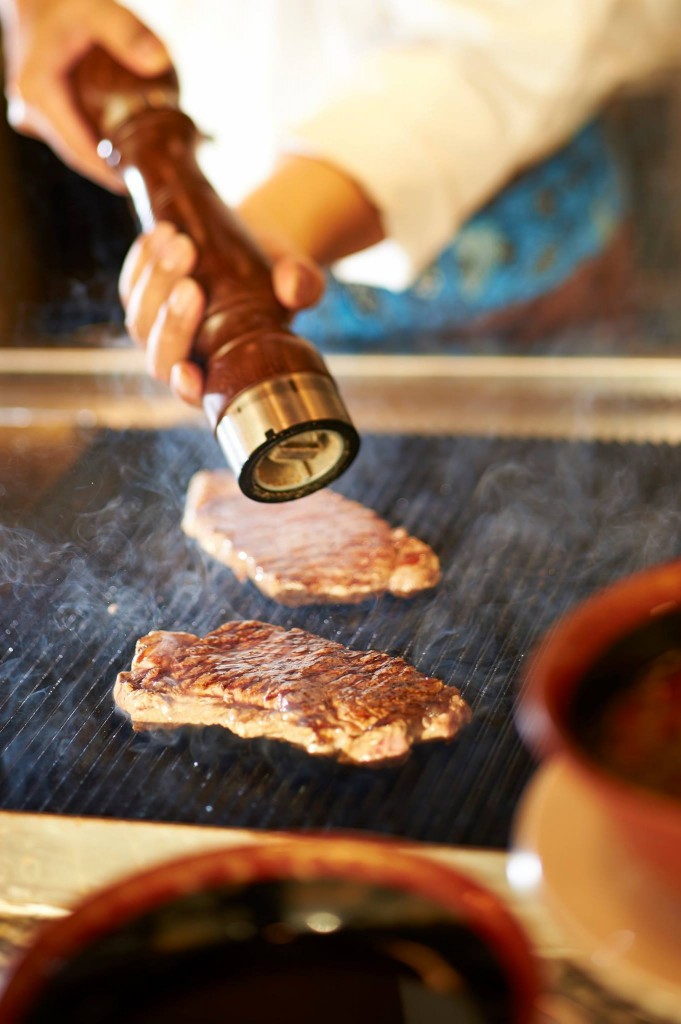 ディナーブッフェの料理