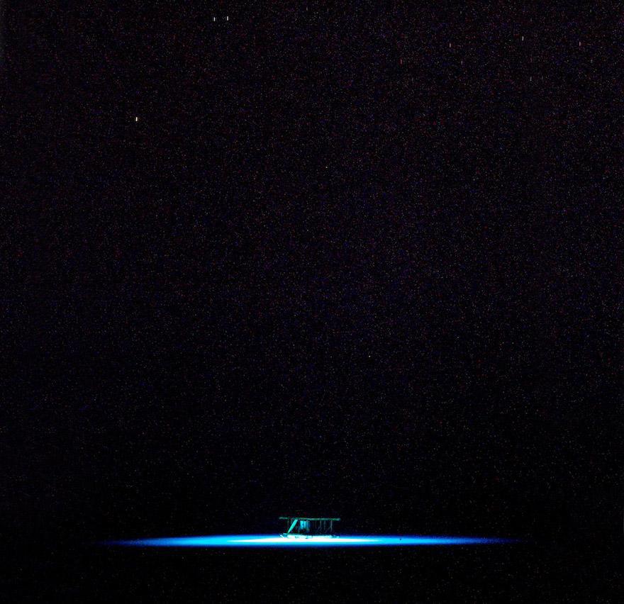 underwater-hotel-the-manta-mikael-genberg-11