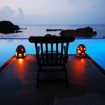 聖域の岬で４００年以上愛されてきた「よしが浦温泉ランプの宿」