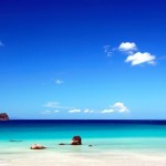 海外リゾート地に劣らない！穴場の絶景ビーチで過ごす長崎県「人津久の浜」