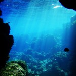 イタリアやギリシャだけじゃない！日本にもある素敵すぎる沖縄の青の洞窟