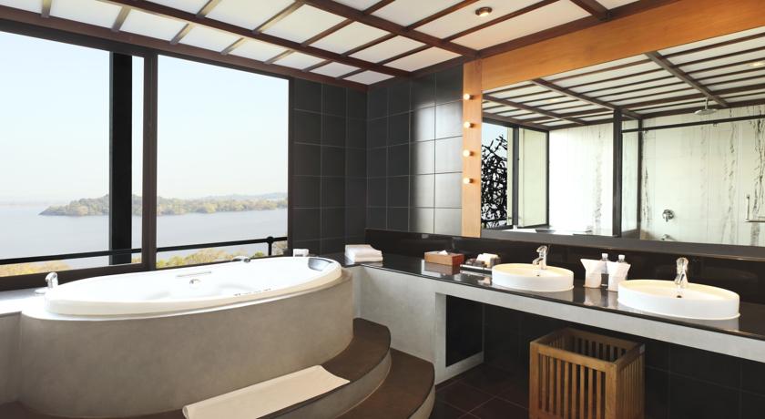 ヘリタンス・カンダラマ バスルーム