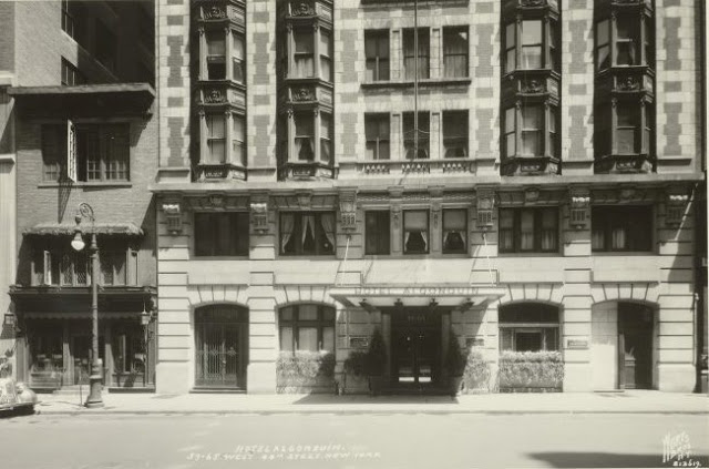 ジ・アルゴンキン・ホテル・タイムズ・スクエアの昔の写真