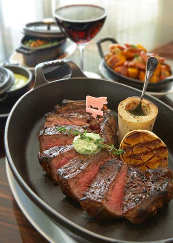 トランプ・インターナショナル・ホテル・ワイキキ・ビーチ・ウォークのBLTステーキ