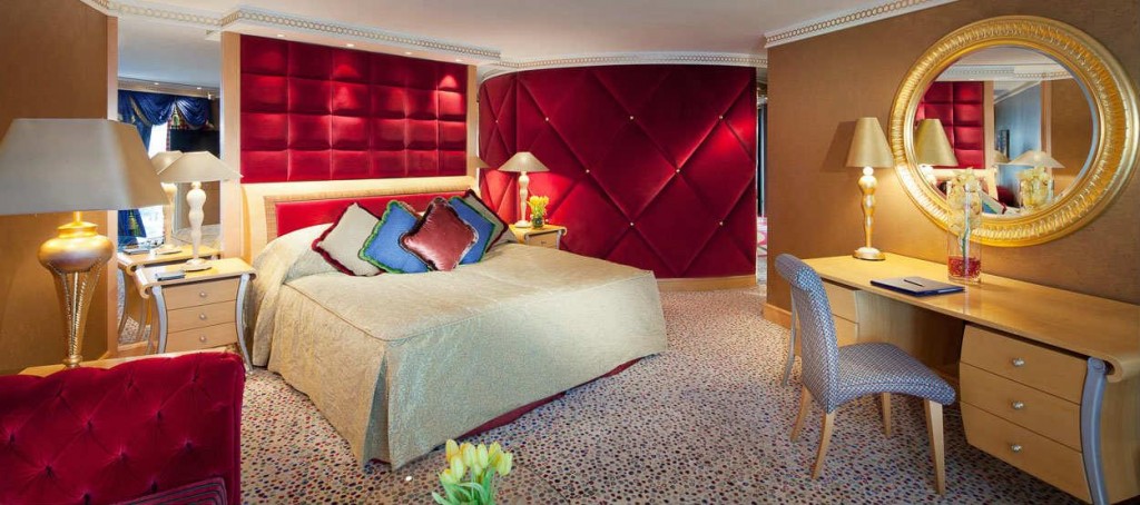 jumeirah-beach-hotel-rooms-royal-suite-