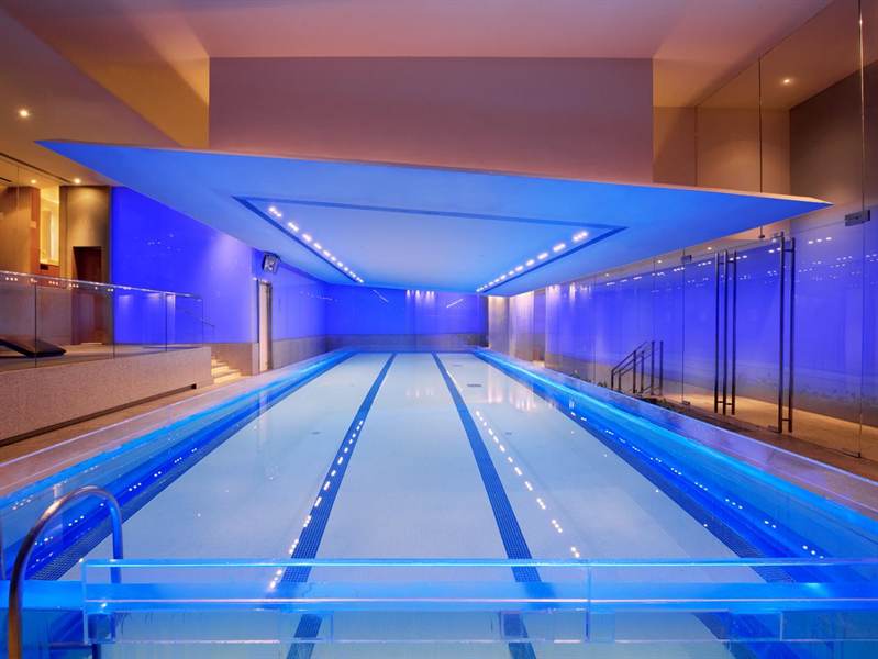 アンダーズ・シンティエンディ・上海のスイミングプール