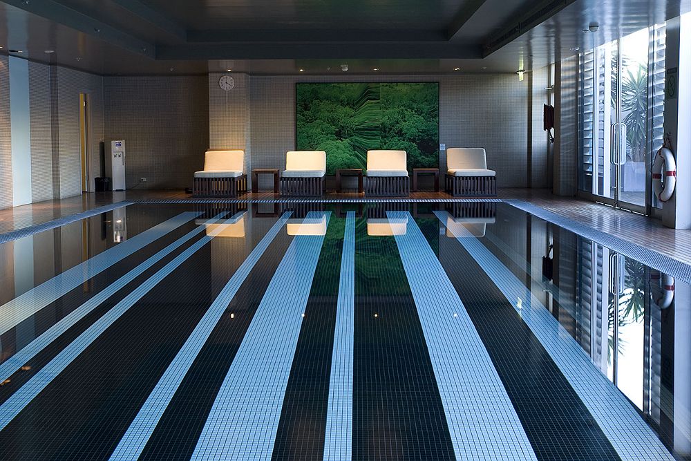 オヴォロ・ウールルームールーのプール