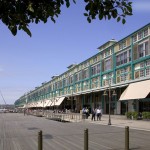 オペラハウス近くの入り江に建つ水辺の５つ星ホテル「オヴォロ・ウールルームールー」