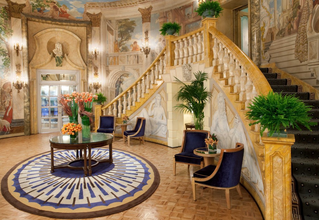 ザ・ピエール・ア・タージホテル The Pierre A Taj Hotel 