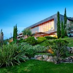 コルシカ島の極上の味と自然の癒しを堪能する「カーサデルマール」