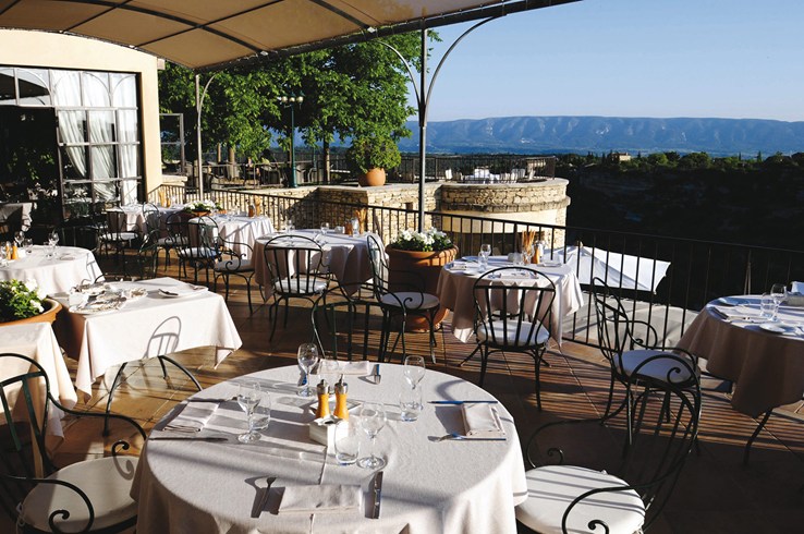 ラ・バスティード・ド・ゴルドのレストラン