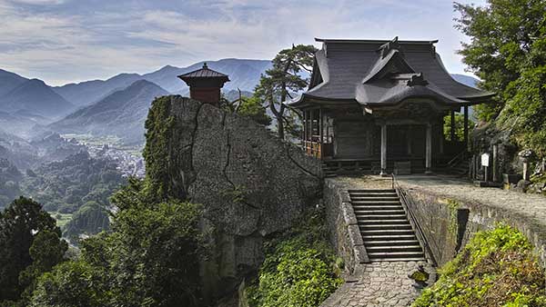山中随一の絶景が一望できる「山寺・立石寺」