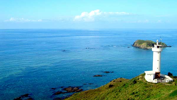 石垣島最北端の平久保崎灯台