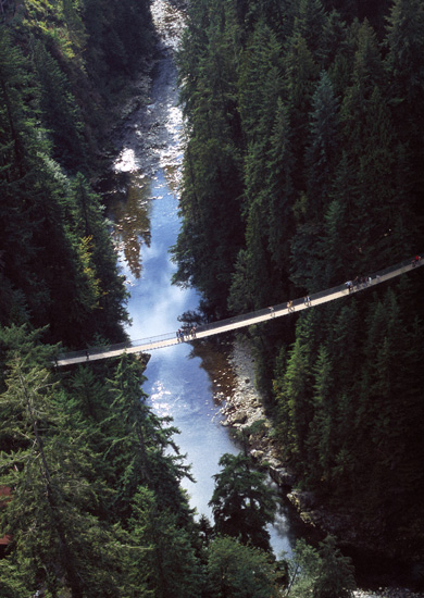 死ぬまでに一度は行きたい世界の絶景 キャピラノの吊り橋 Tabit Life