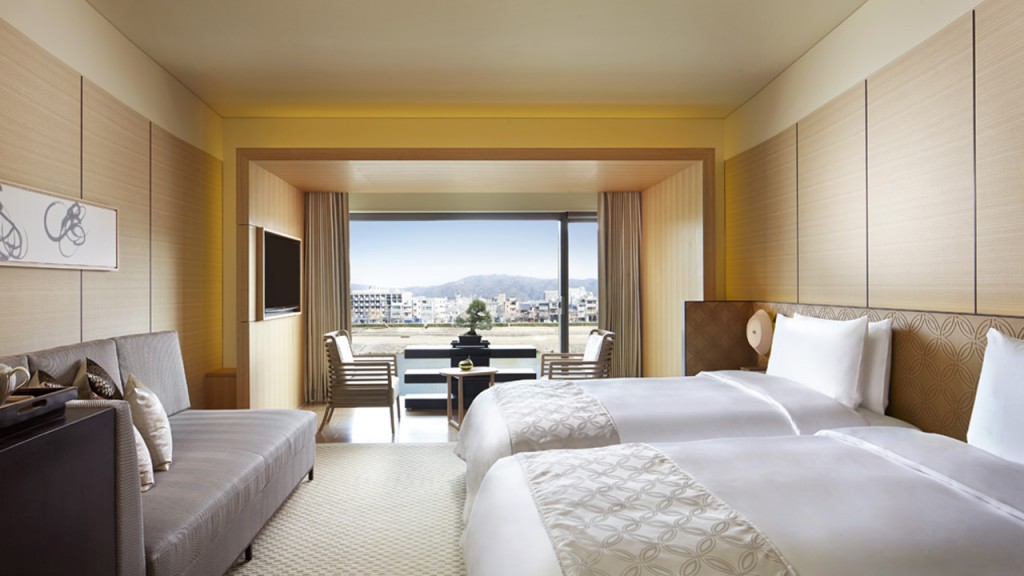 ザ・リッツ・カールトン京都のラグジュアリー KAWAMOGAWA