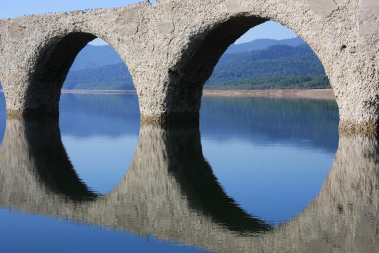 タウシュベツ川橋梁
