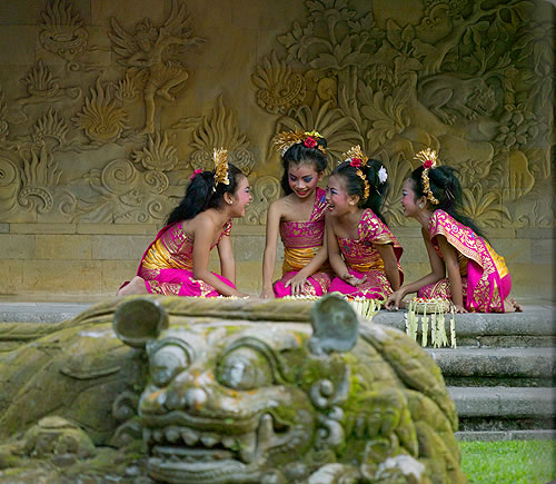 ダンススクールの受講生達