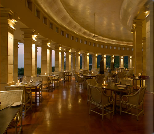 ダイニングルーム