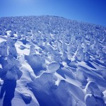 日本が世界に誇る絶景。自然が生んだ神秘の作品「蔵王の樹氷」