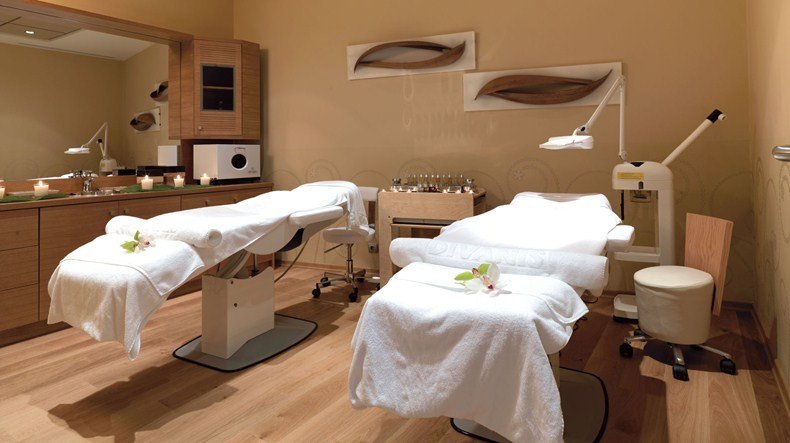 ディヴァニ・カラベルのスパ