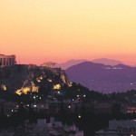 アクロポリスを望みアテネの街に敬意を表するホテル「ディヴァニ・カラベル」