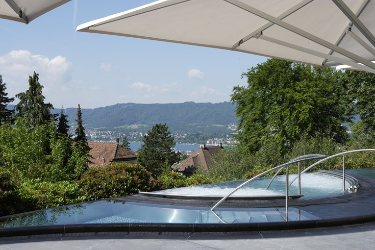 ザ・ドルダー・グランドのスパテラスからの眺め