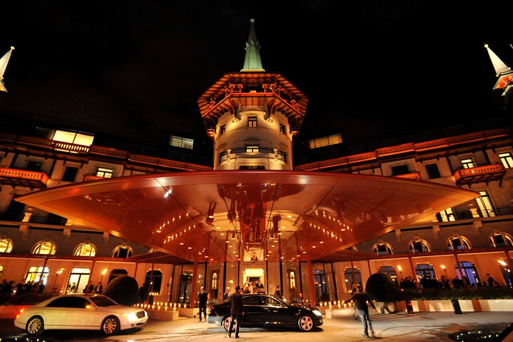 ザ・ドルダー・グランドの入り口