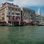 ヴェネツィア様式の客室が見ものの「バウアー・イル・パラッツォ」