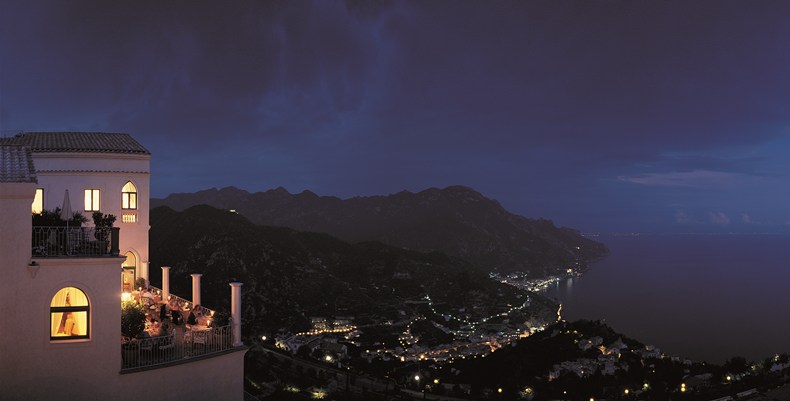 ベルモンド・ホテル・カルーソからの夜景