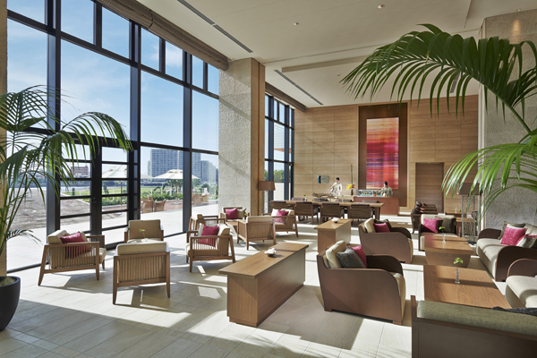 ロビーラウンジ 「mahru（マール）」