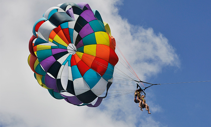 パラセーリング