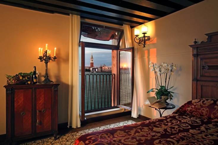 バウアー・パラディオ・ホテル&スパのラグーンスイート