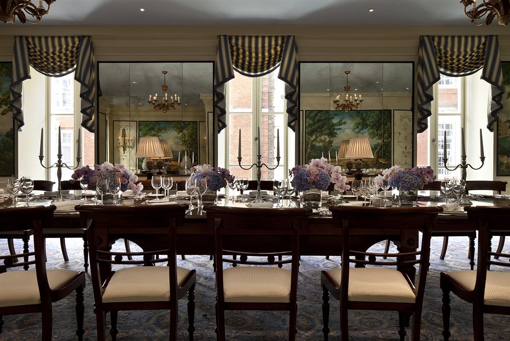 ダイニングルーム