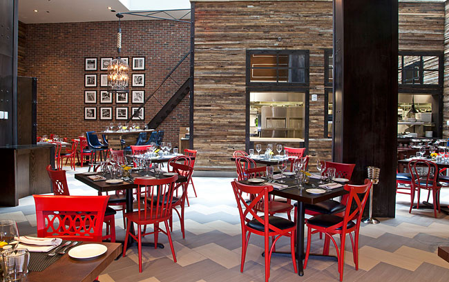 デビッド・バーク・ファブリックの店内