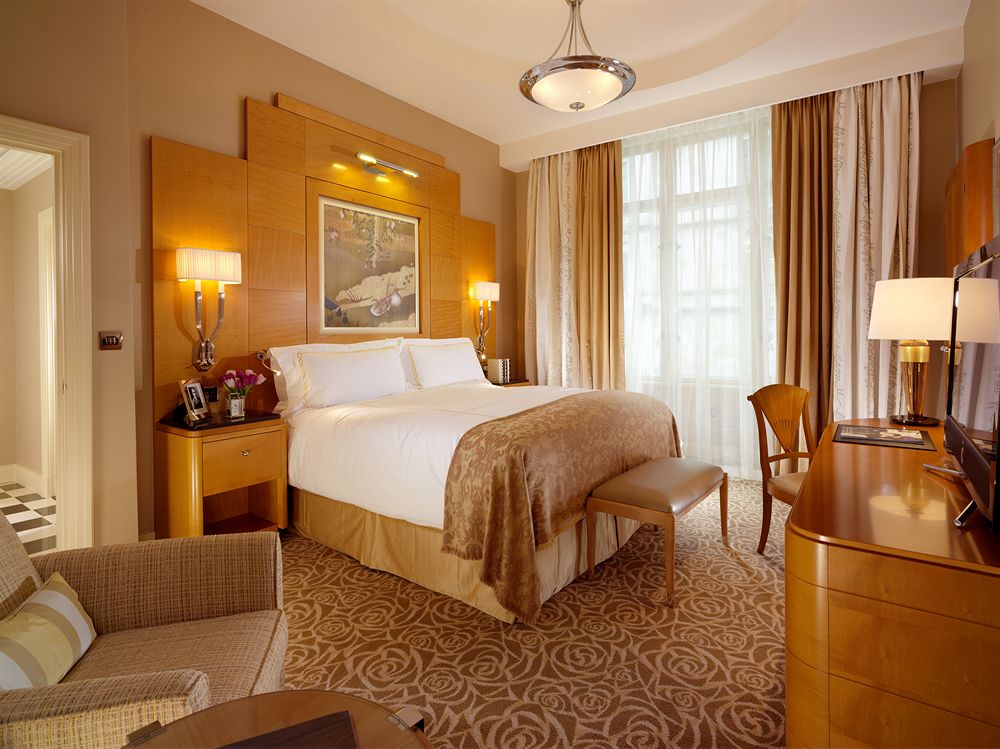 ザ・サヴォイ・フェアモント・マネージド・ホテル  The Savoy, A Fairmont Managed Hotelの客室