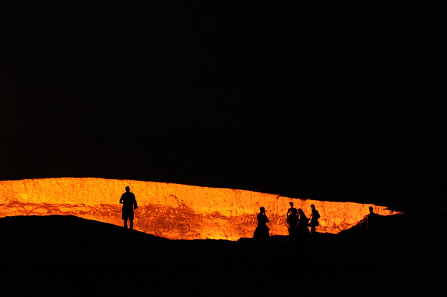 ダルヴァザの地獄の門の風景