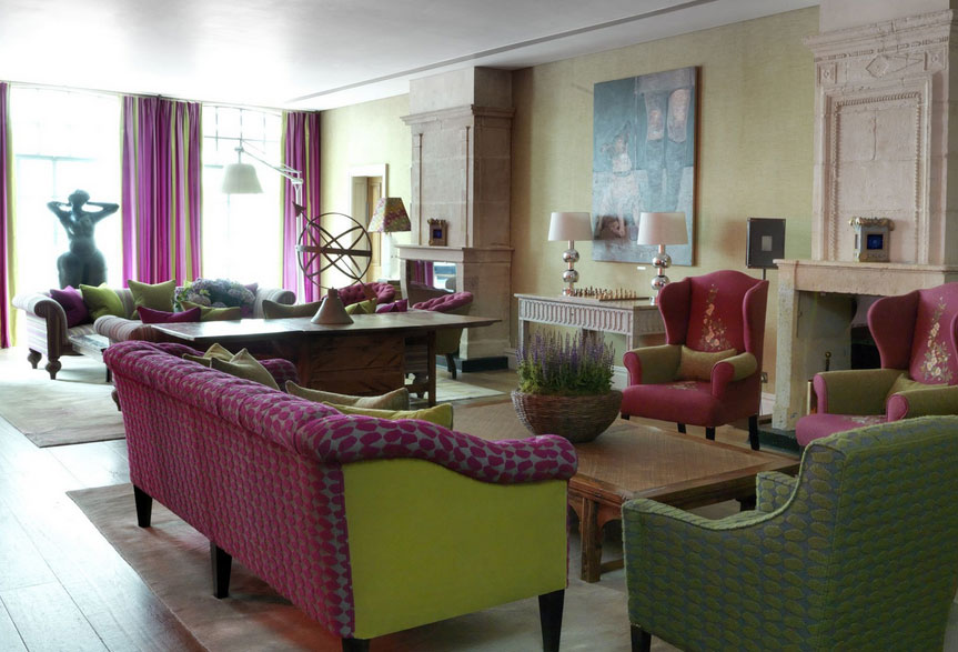 ラウンジルーム