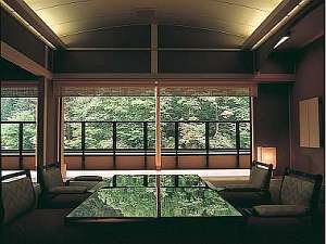 全館源泉かけ流しの宿 甲州西山温泉 慶雲館
