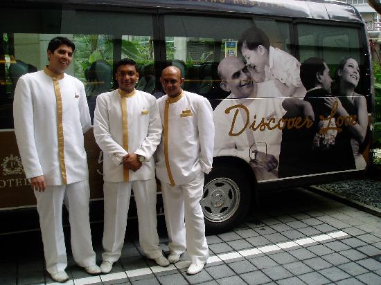 パーク・ホテル・クラーク・キーのシャトルバスサービス